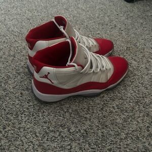 jordan 11 (cherry)